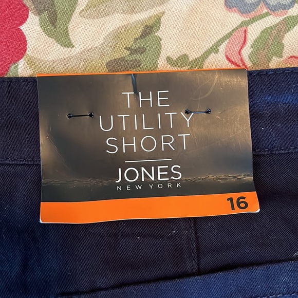 JONES NEW YORK Size 16 Utility Cargo Short EasyCare Navy BlueCozy Cotton $59 NEW - Picture 2 of 9